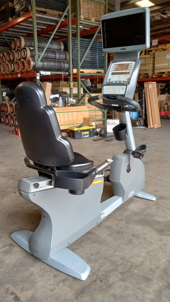 Matrix R3x Recumbent Bike w/ 15