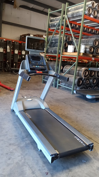 Matrix T-1X-04-F Treadmill w/ 15" TV (USED)
