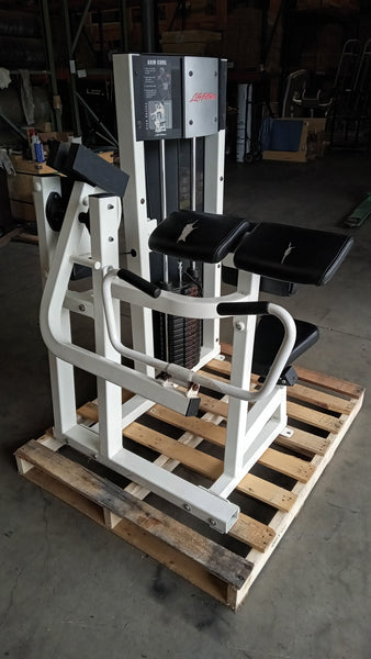 Life Fitness Club Series Seated Arm Curl - Used