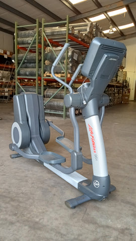 Life Fitness Discover SE Series 95X Cross Trainer (USED)