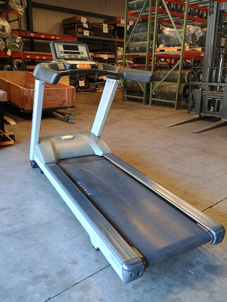 Matrix T-1X-03-F Treadmill (USED)