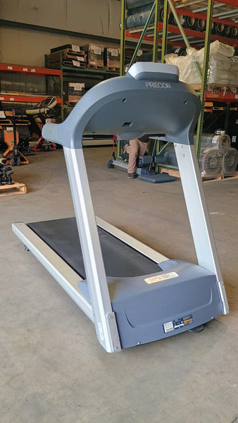 Precor 932i/946i Treadmill (USED)