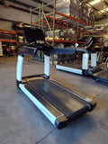 Life Fitness 95T Discover SE3 Treadmill - White (USED) SCAD - Contact us for pricing