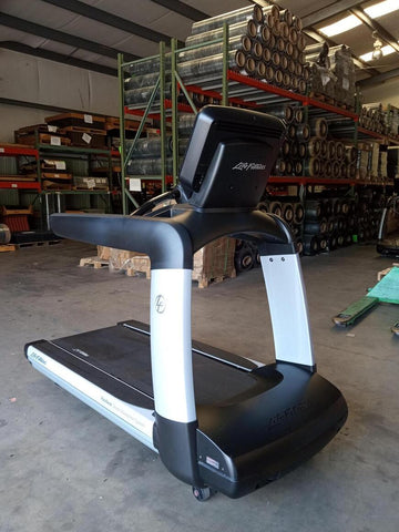 Life Fitness Discover Series 95T Elevation Treadmill (USED)